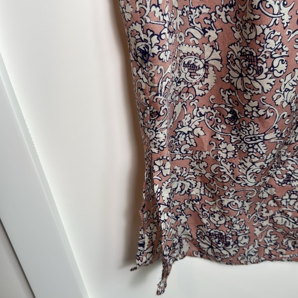 Loft‎ floral spaghetti strap top - Picture 3 of 8